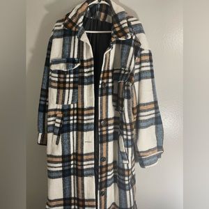 Beautiful Plaid Coat - Heavy duty/Thick, Size XL.